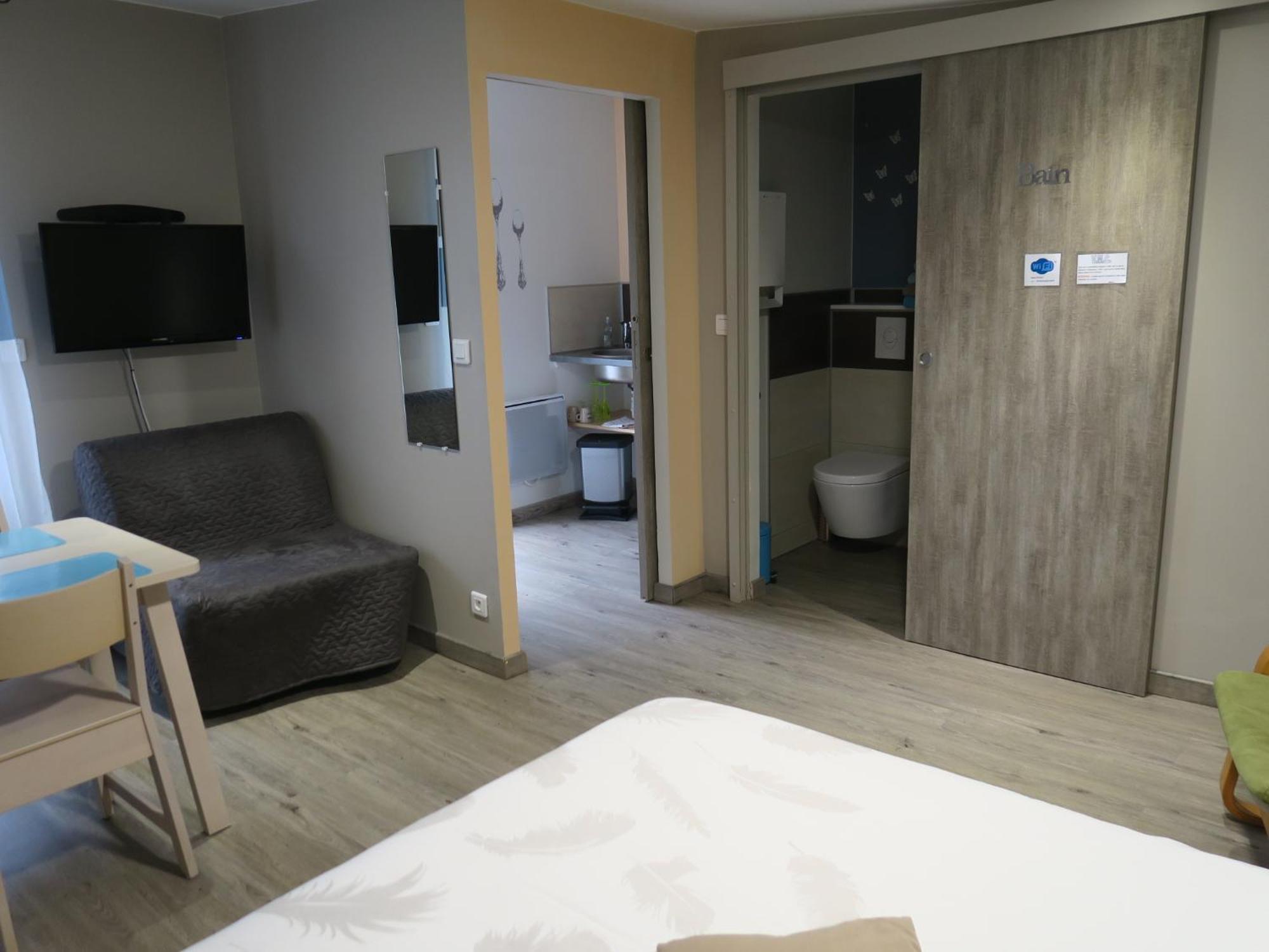 ホテル Les Collinades De Chalons エクステリア 写真